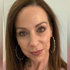 Meet your Posher, Deanna